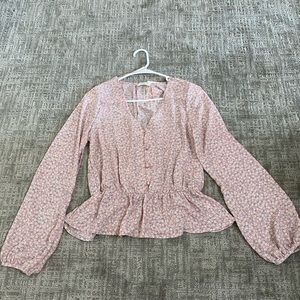 Purple Flower Sienna Sky Blouse. Size Medium. Never worn with tags still on.